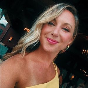 Meet your Posher, Suzie